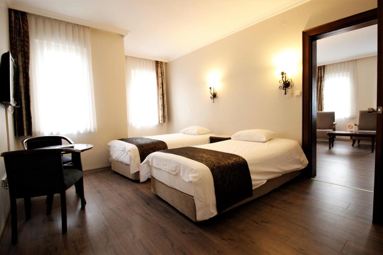 Montania Town Hotel מודניה מראה חיצוני תמונה