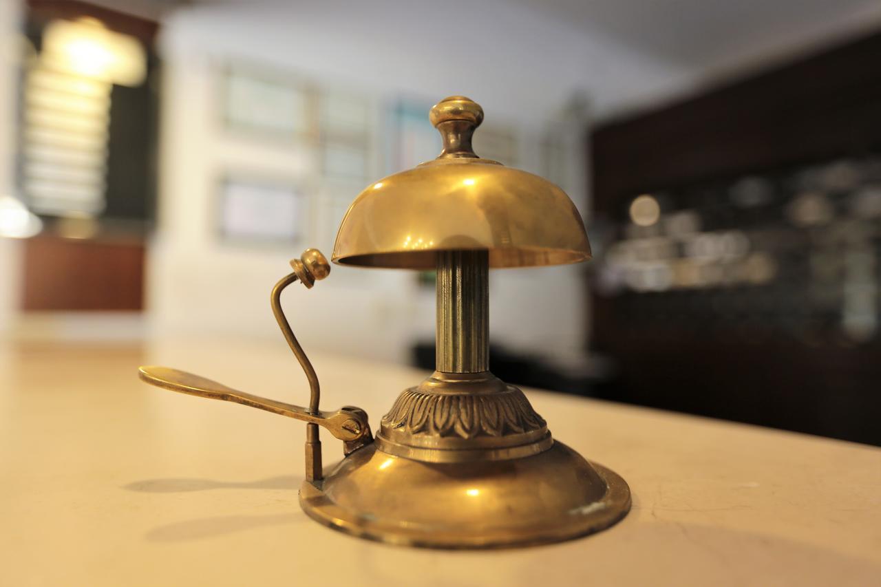 Montania Town Hotel מודניה מראה חיצוני תמונה